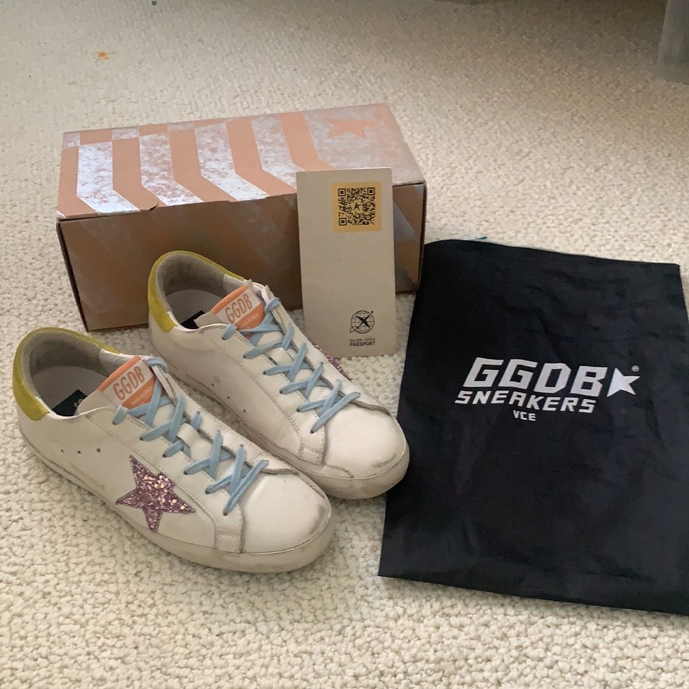 !!SOLD!! GOLDEN GOOSE SUPERSTARS
